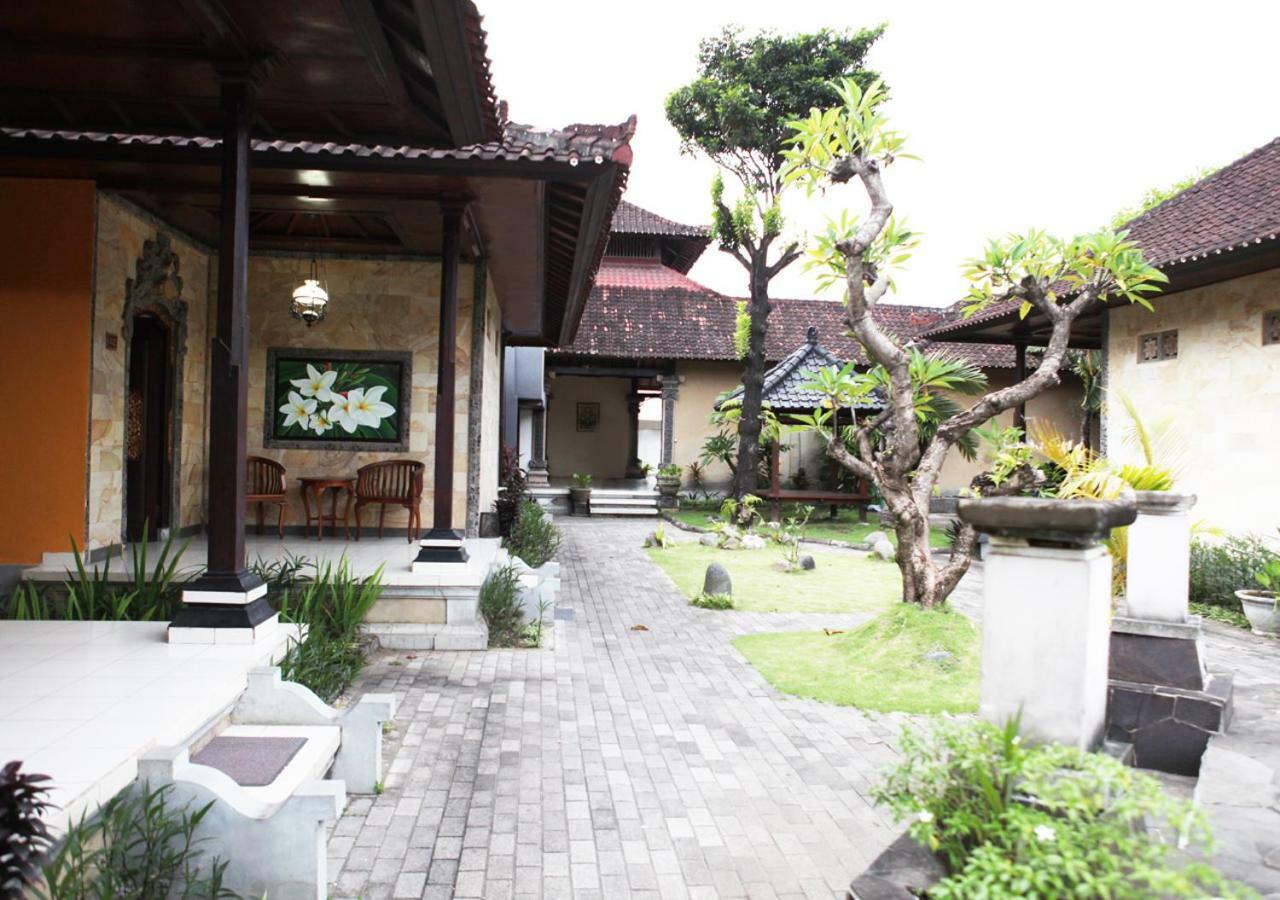 Taman Sari Cottages Kuta Lombok Exteriör bild